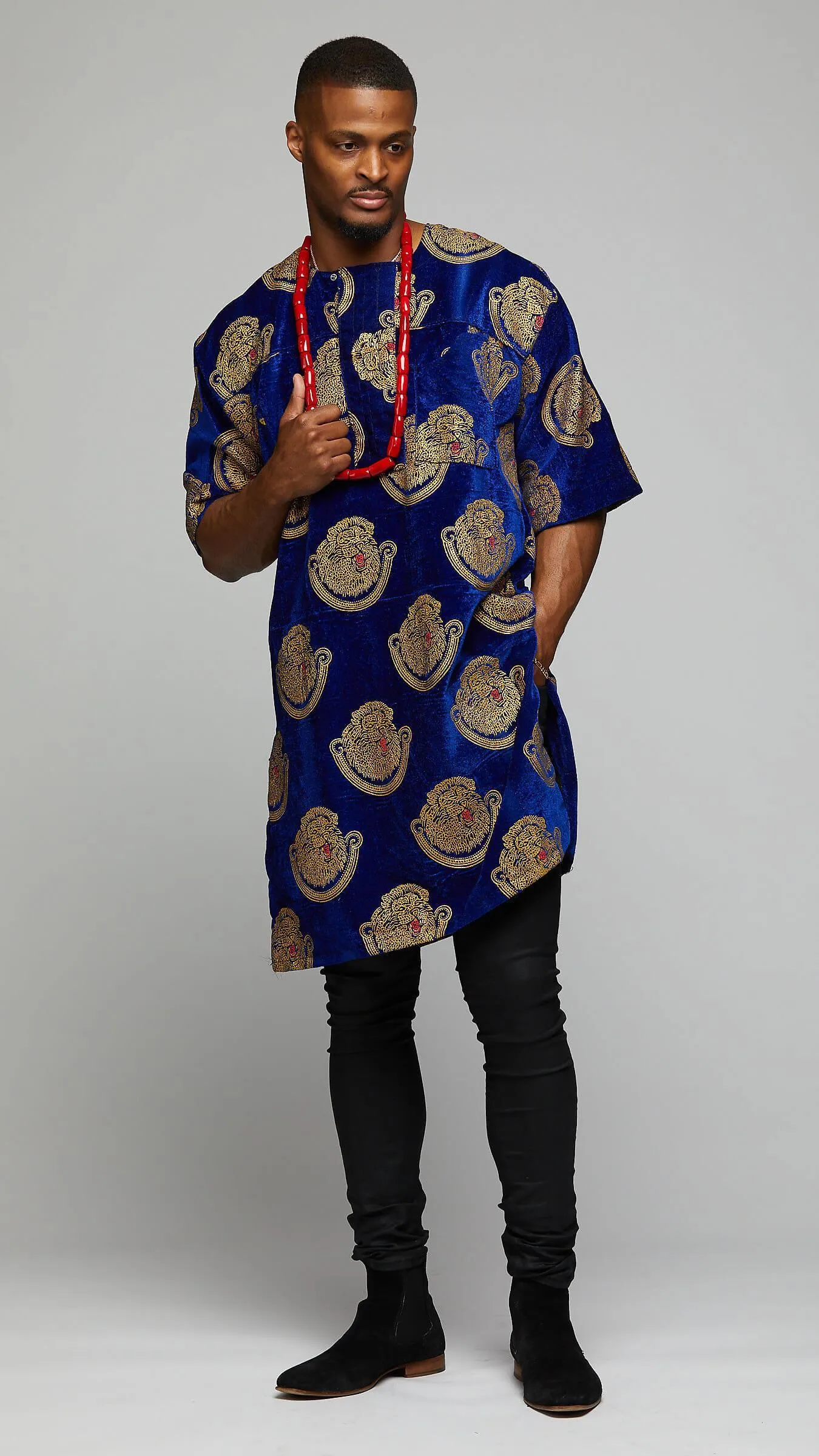 Black & Red Traditional Isiagu