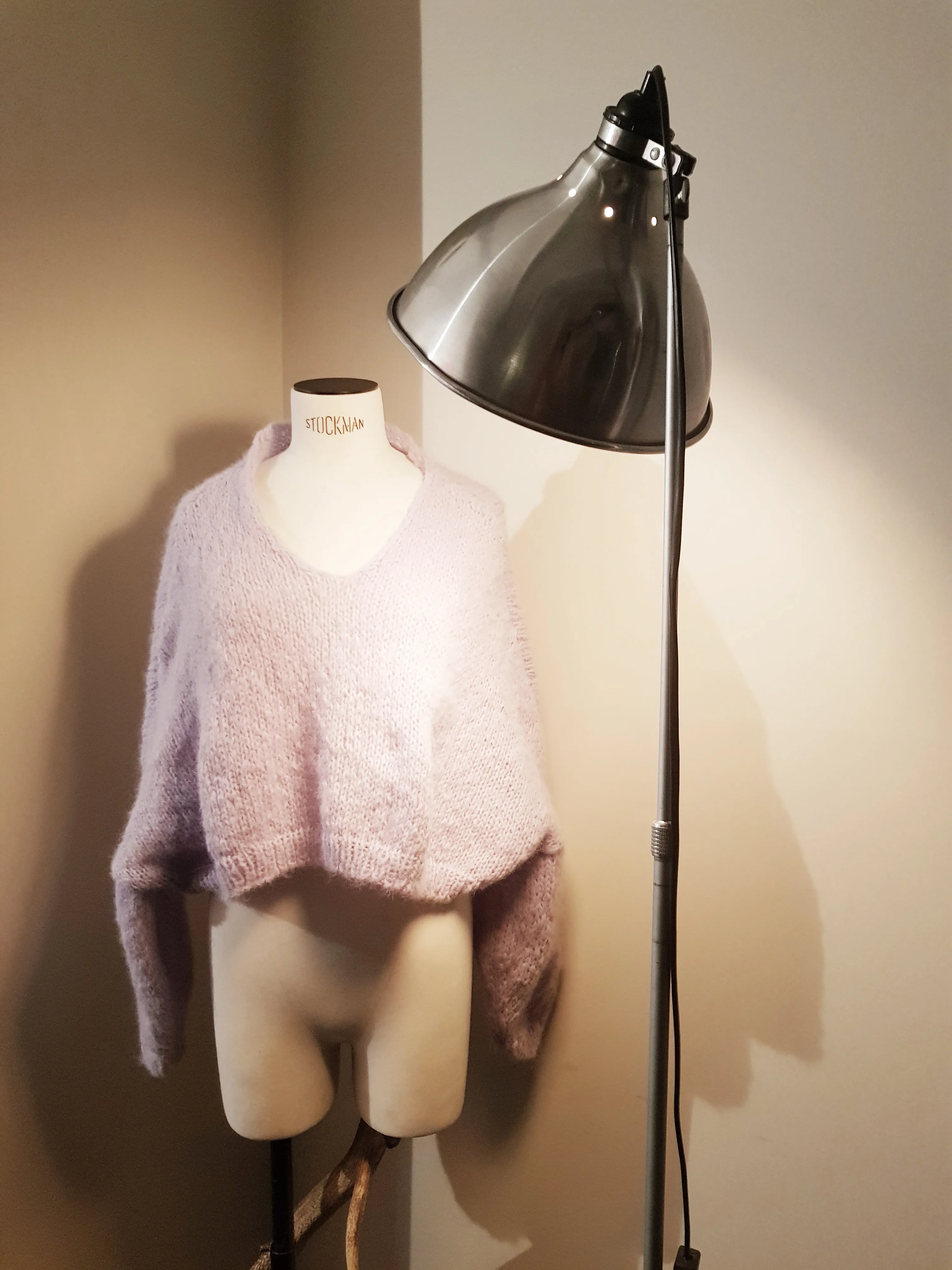 Handknit V neck batwing sweater (Alpaca)