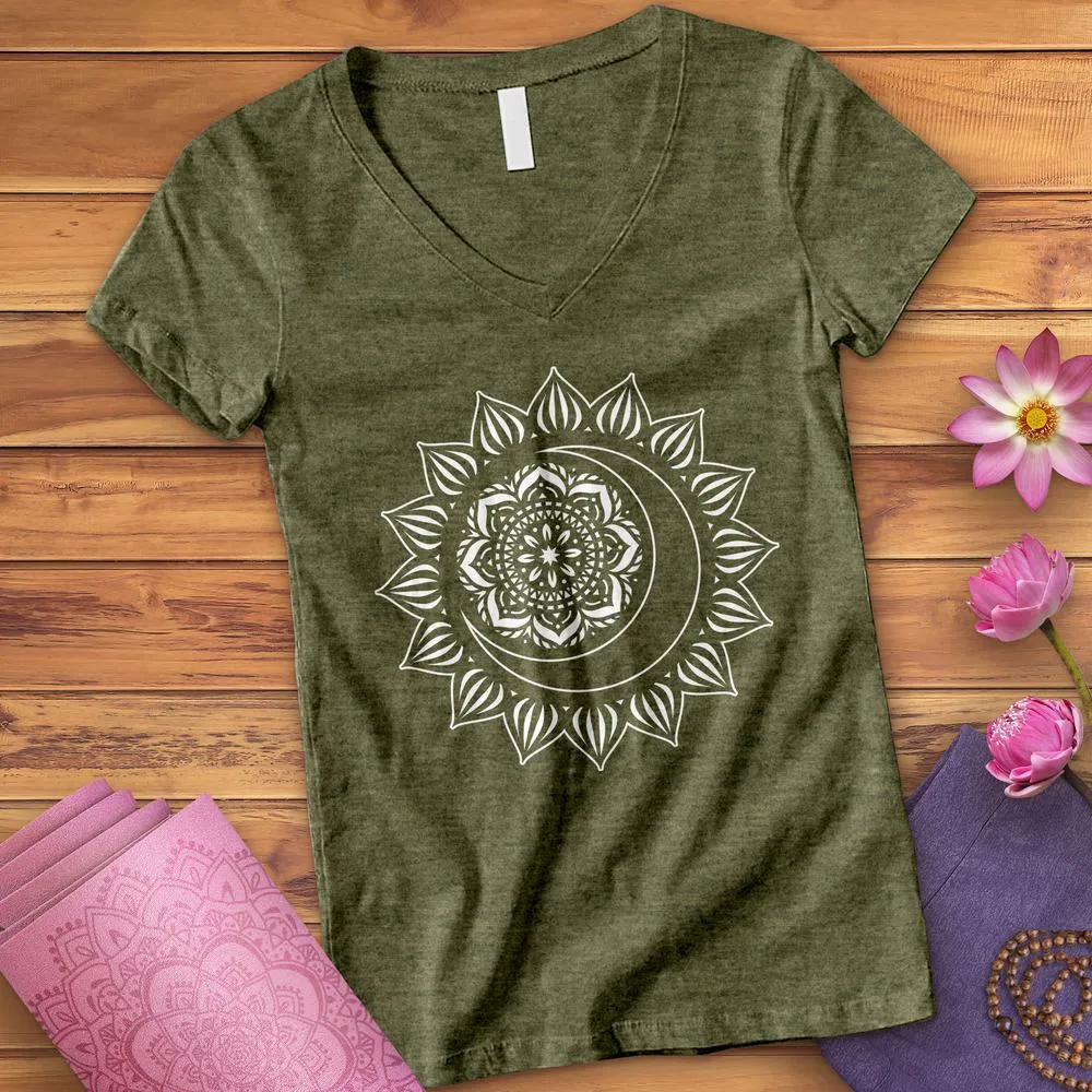 Henna Sunburst V-Neck