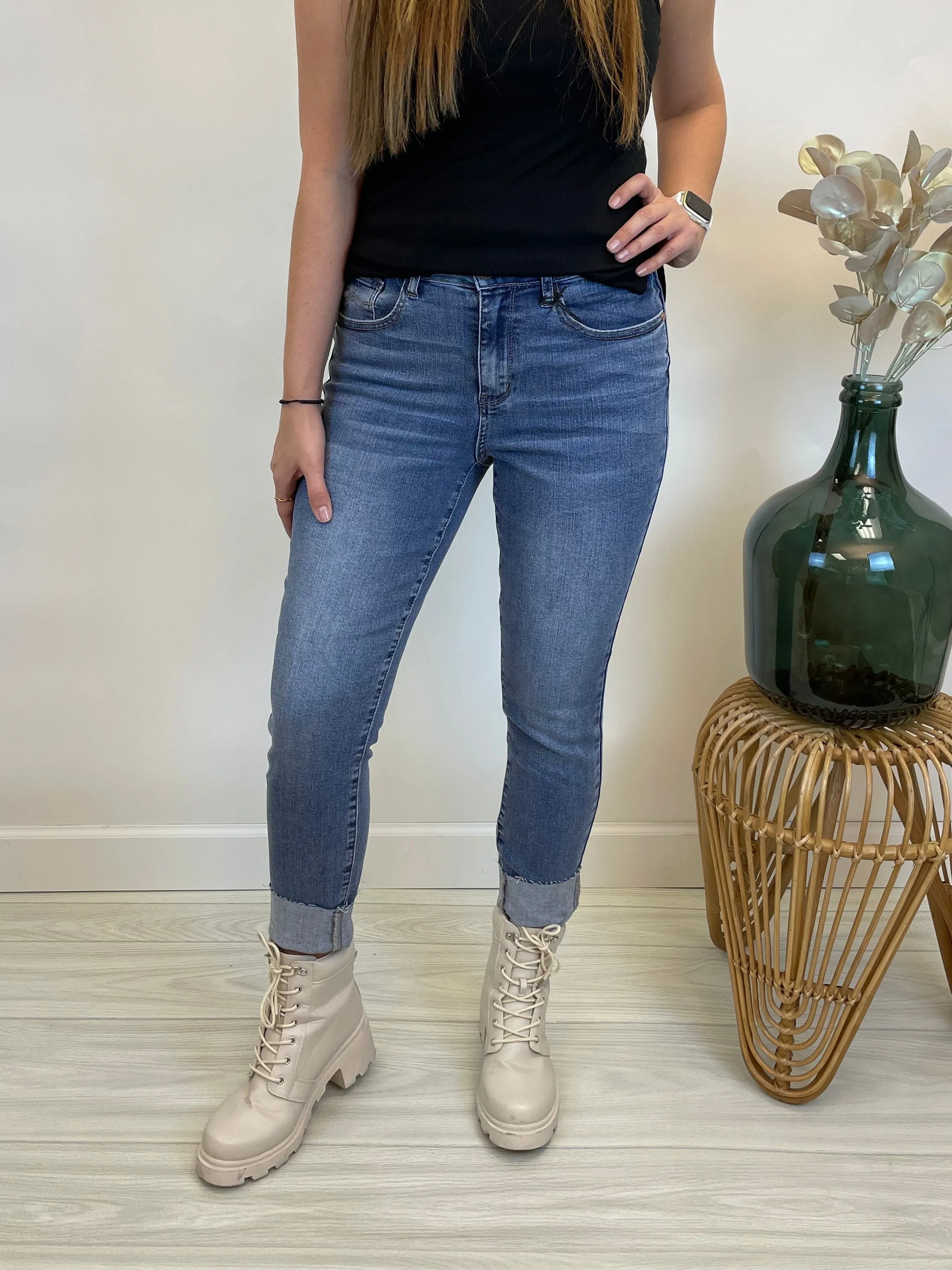 Raya Relaxed Fit Jean - Judy Blue